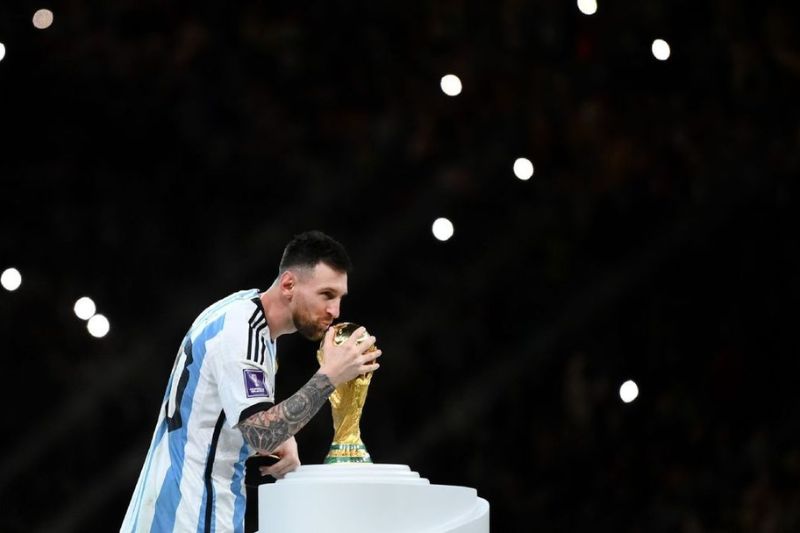 what is football news and match updates